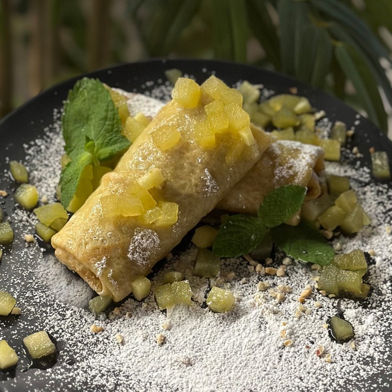 Млинці з яблуками